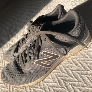 New balance gray mesh sneakers